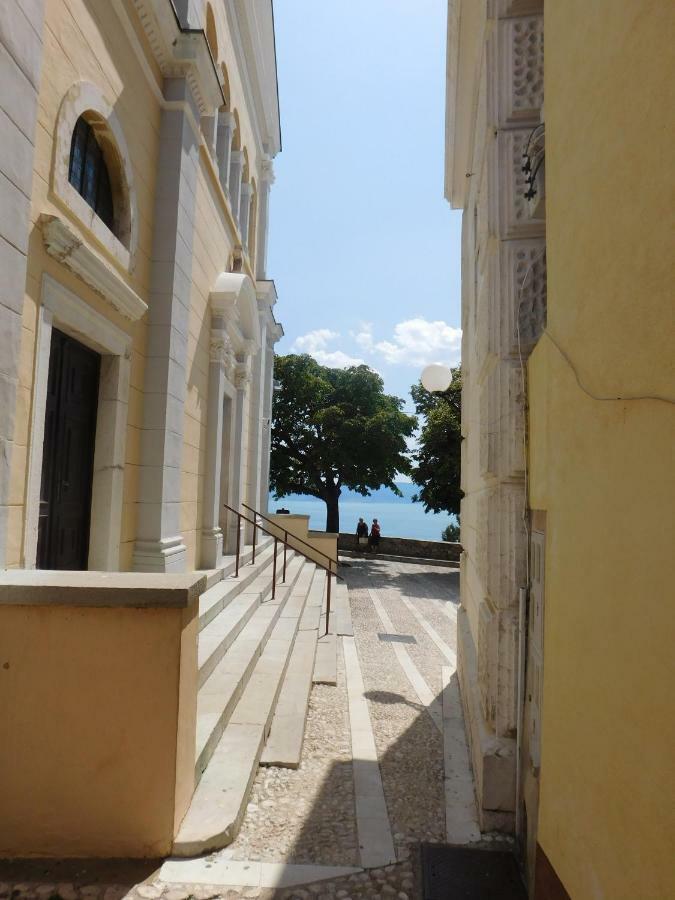 Ferienwohnung Old Beauty Novi Vinodolski Exterior foto